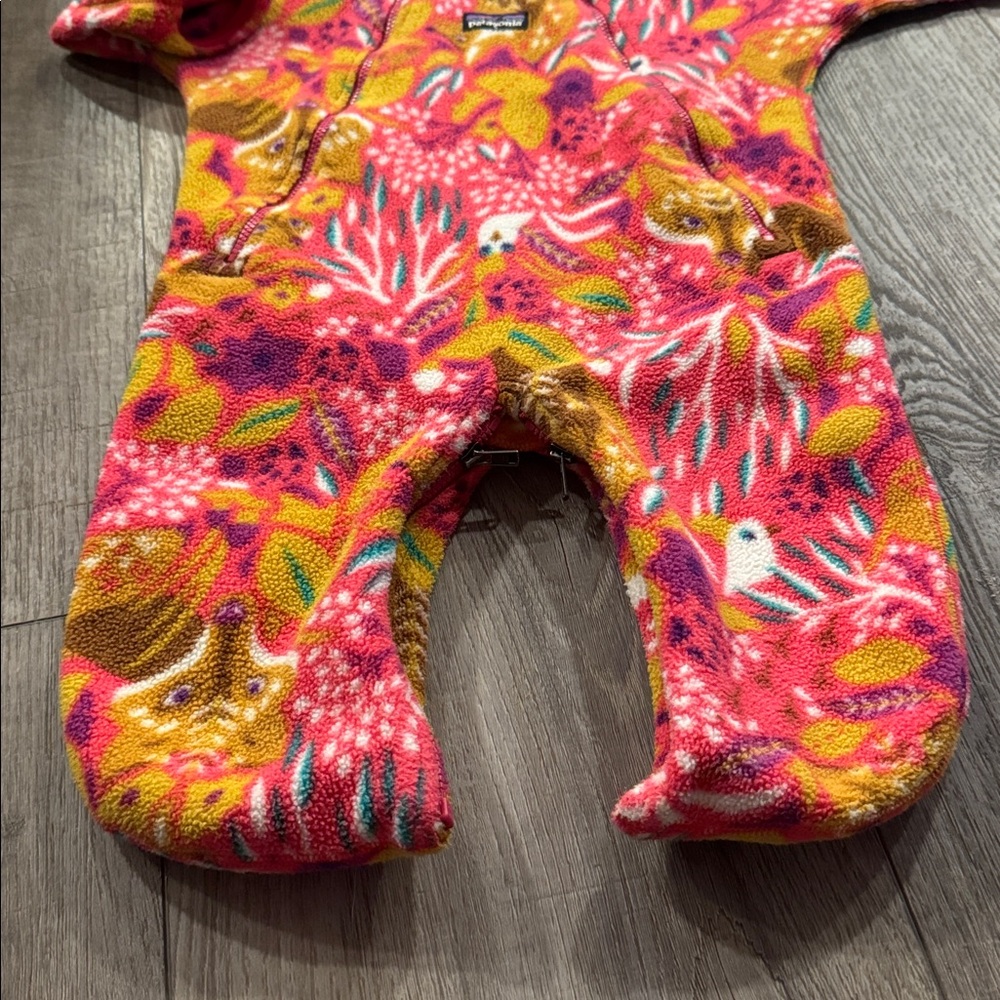 Patagonia Kids' Colorful Fleece bunting - Picture 4 of 5